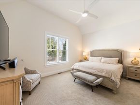 10 Tanglewood Dr 10, Framingham MA 01701