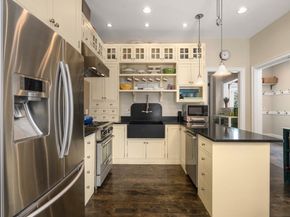 327 Franklin St, Newton MA 02458