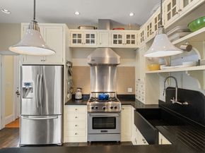 327 Franklin St, Newton MA 02458