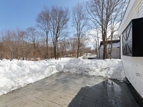 949 Union St, Rockland MA 02370