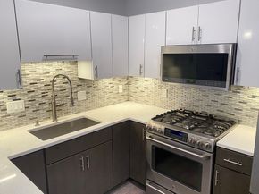 18 Cliveden St 205, Quincy MA 02169