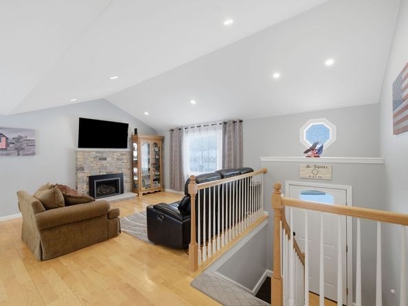 31 Tremont St, Woburn MA 01801