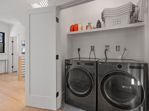 1919 Commonwealth Ave. 1919, Newton MA 02466