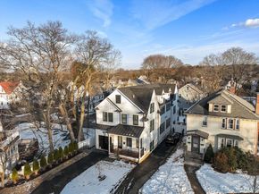 1919 Commonwealth Ave. 1919, Newton MA 02466