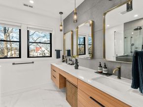 1919 Commonwealth Ave. 1919, Newton MA 02466