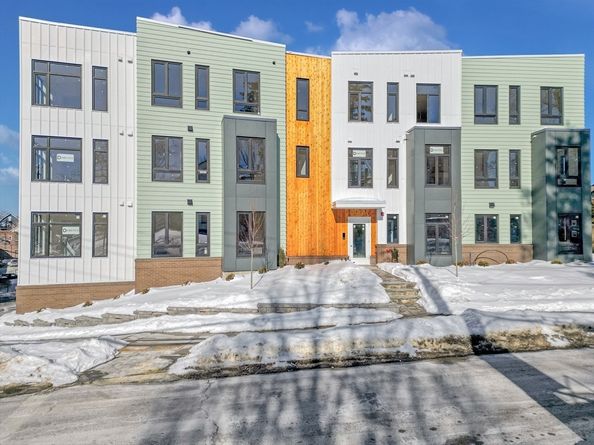 34 Oak Street 104, Boston MA 02136