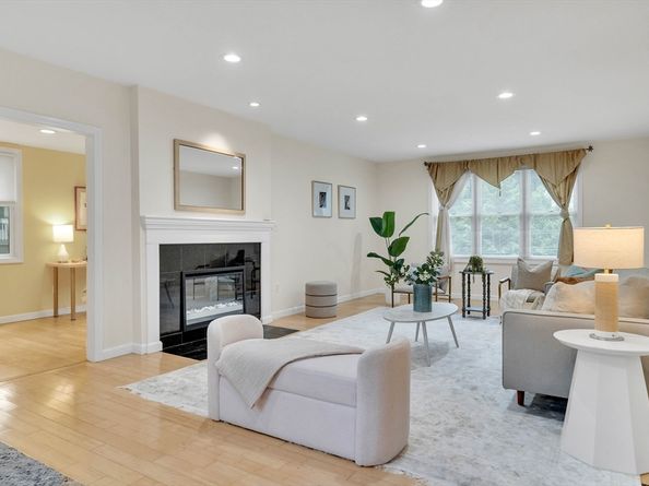 829 Chestnut St, Newton MA 02468