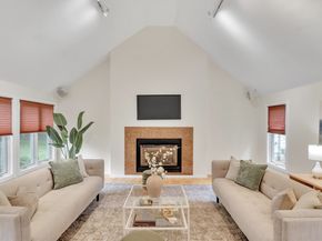 829 Chestnut St, Newton MA 02468