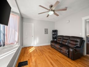 360 Lincoln Ave, Saugus MA 01906