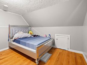 360 Lincoln Ave, Saugus MA 01906