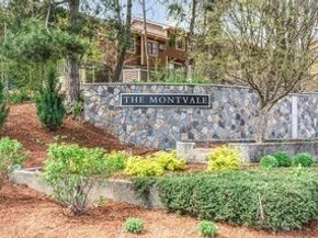 100 Ledgewood Dr 410, Stoneham MA 02180