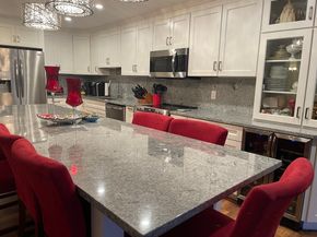 100 Ledgewood Dr 410, Stoneham MA 02180