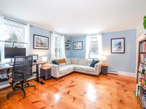 178 James Street, Barre MA 01005