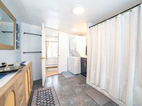 178 James Street, Barre MA 01005