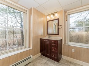 12 Cedar Dr, Webster MA 01570