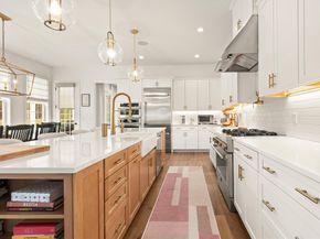 65 Foundry Ln, Canton MA 02021