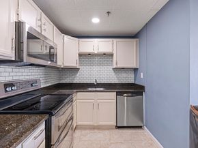 64 Foster St 403, Peabody MA 01960