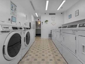 70 Southbridge St 703, Worcester MA 01608