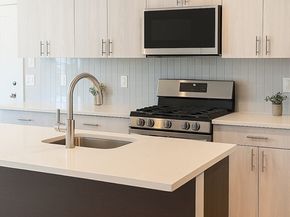 98 Prescott St 3b, Boston MA 02128