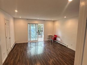 28 Westgate Rd 3, Boston MA 02467