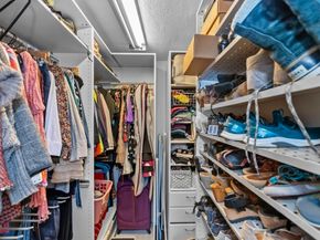 28 Westgate Rd 3, Boston MA 02467