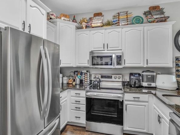 7 Central Sq 307, Lynn MA 01902