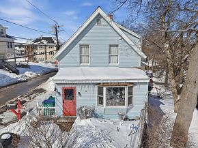 224 Rollstone St, Fitchburg MA 01420