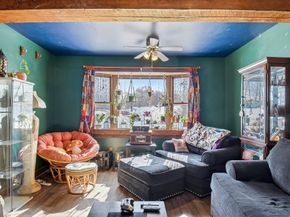 224 Rollstone St, Fitchburg MA 01420