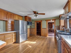 7 Green St, Carver MA 02330