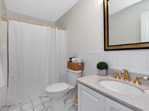 16 Sarah's Way, Peabody MA 01960