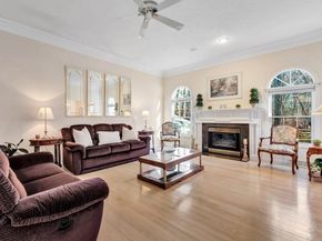 16 Sarah's Way, Peabody MA 01960