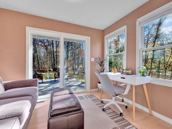 16 Sarah's Way, Peabody MA 01960