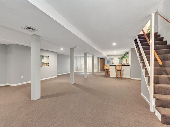 16 Sarah's Way, Peabody MA 01960