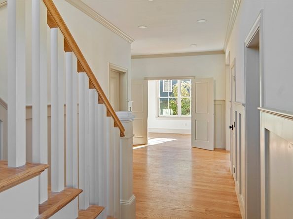 181 Lowell St, Arlington MA 02474