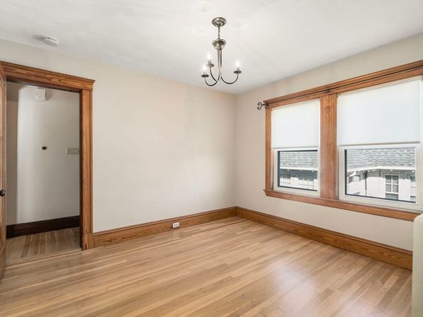 133 Hillside, Watertown MA 02472