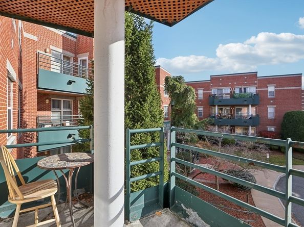 10 Pleasant Street 202, Lynn MA 01902