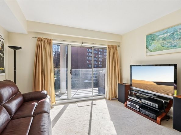 10 Pleasant Street 202, Lynn MA 01902