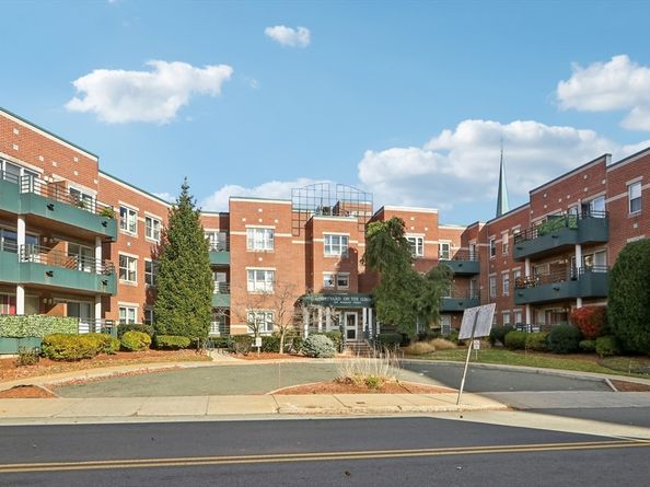 10 Pleasant Street 202, Lynn MA 01902