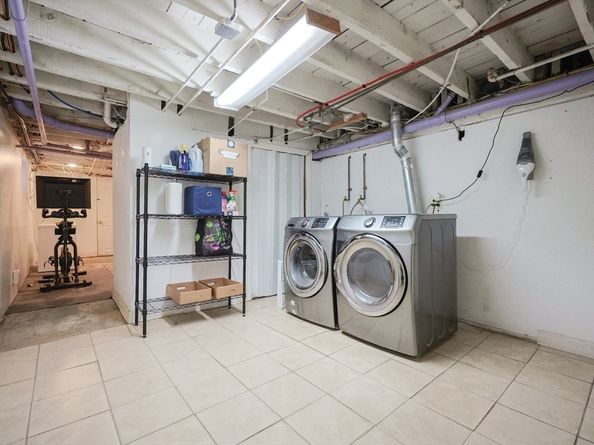 27 Oakland St 27, Watertown MA 02472