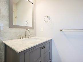 27 Oakland St 27, Watertown MA 02472