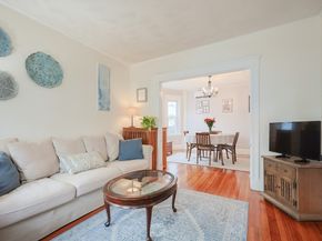 27 Oakland St 27, Watertown MA 02472