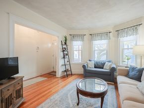27 Oakland St 27, Watertown MA 02472