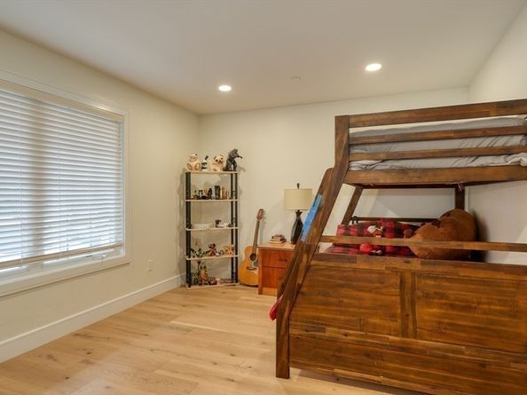 17 School St. A, Hudson MA 01749