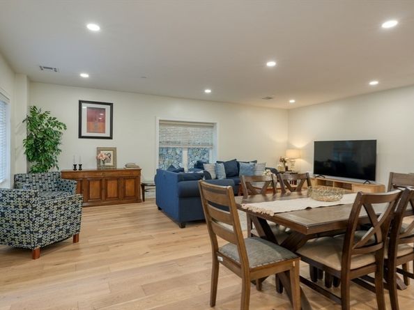 17 School St. A, Hudson MA 01749