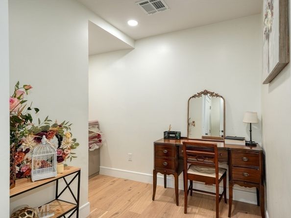 17 School St. A, Hudson MA 01749