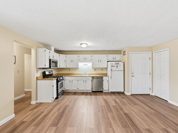 94 Brook Rd 3, Quincy MA 02169