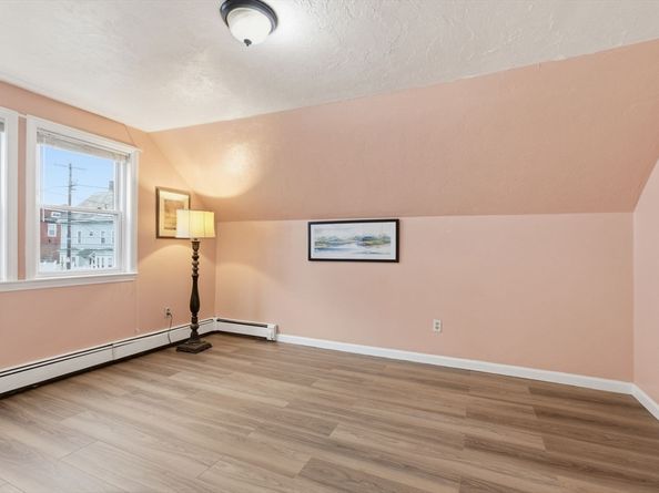 94 Brook Rd 3, Quincy MA 02169