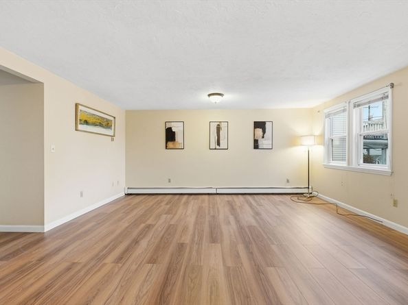 94 Brook Rd 3, Quincy MA 02169