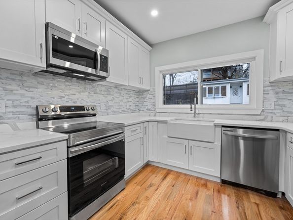 31 Wordsworth St, Boston MA 02128