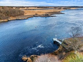 1 Jefferson St, Newburyport MA 01950